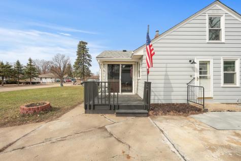 4755 Dominick Drive Minnetonka MN 55343