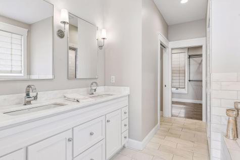 34 206th Street New Richmond WI 54017