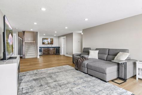 34 206th Street New Richmond WI 54017