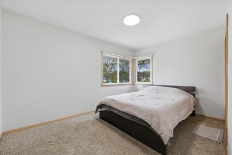 6316 40th Avenue N Crystal MN 55427