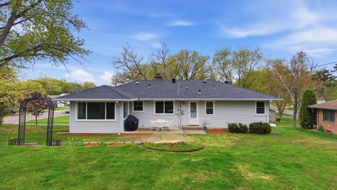 6316 40th Avenue N Crystal MN 55427