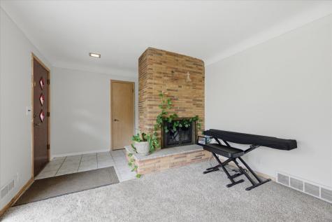 6316 40th Avenue N Crystal MN 55427