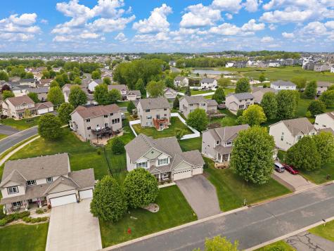 20693 Frost Court Lakeville MN 55044