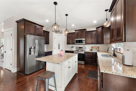 20693 Frost Court Lakeville MN 55044