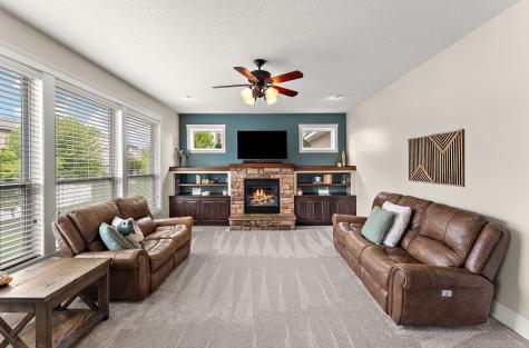 20693 Frost Court Lakeville MN 55044