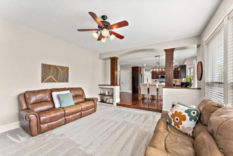 20693 Frost Court Lakeville MN 55044