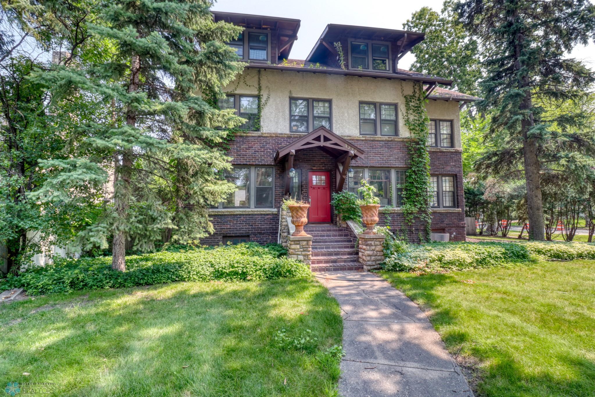 1222 9th Street S Fargo ND 58103
