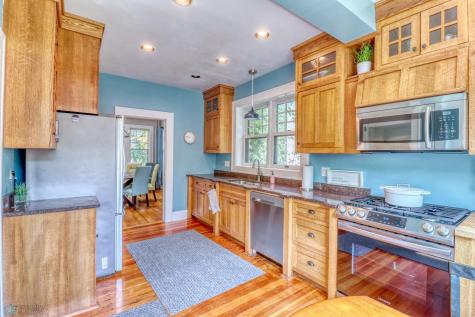 1222 9th Street S Fargo ND 58103