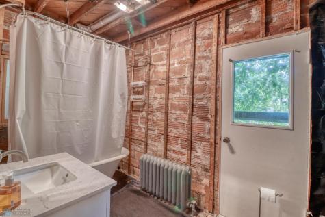 1222 9th Street S Fargo ND 58103