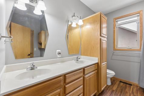 1021 Prairie Ridge Lane Lester Prairie MN 55354