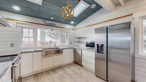 15151 304th Street Spring Valley MN 55975