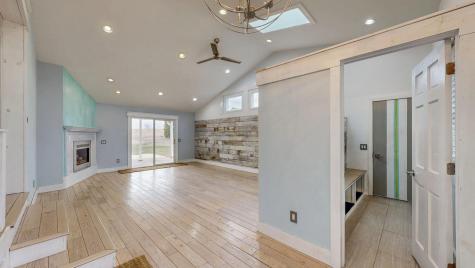 15151 304th Street Spring Valley MN 55975