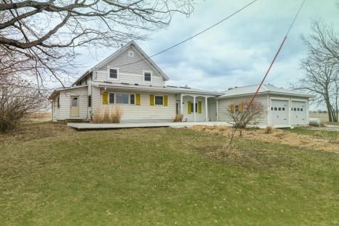 15151 304th Street Spring Valley MN 55975
