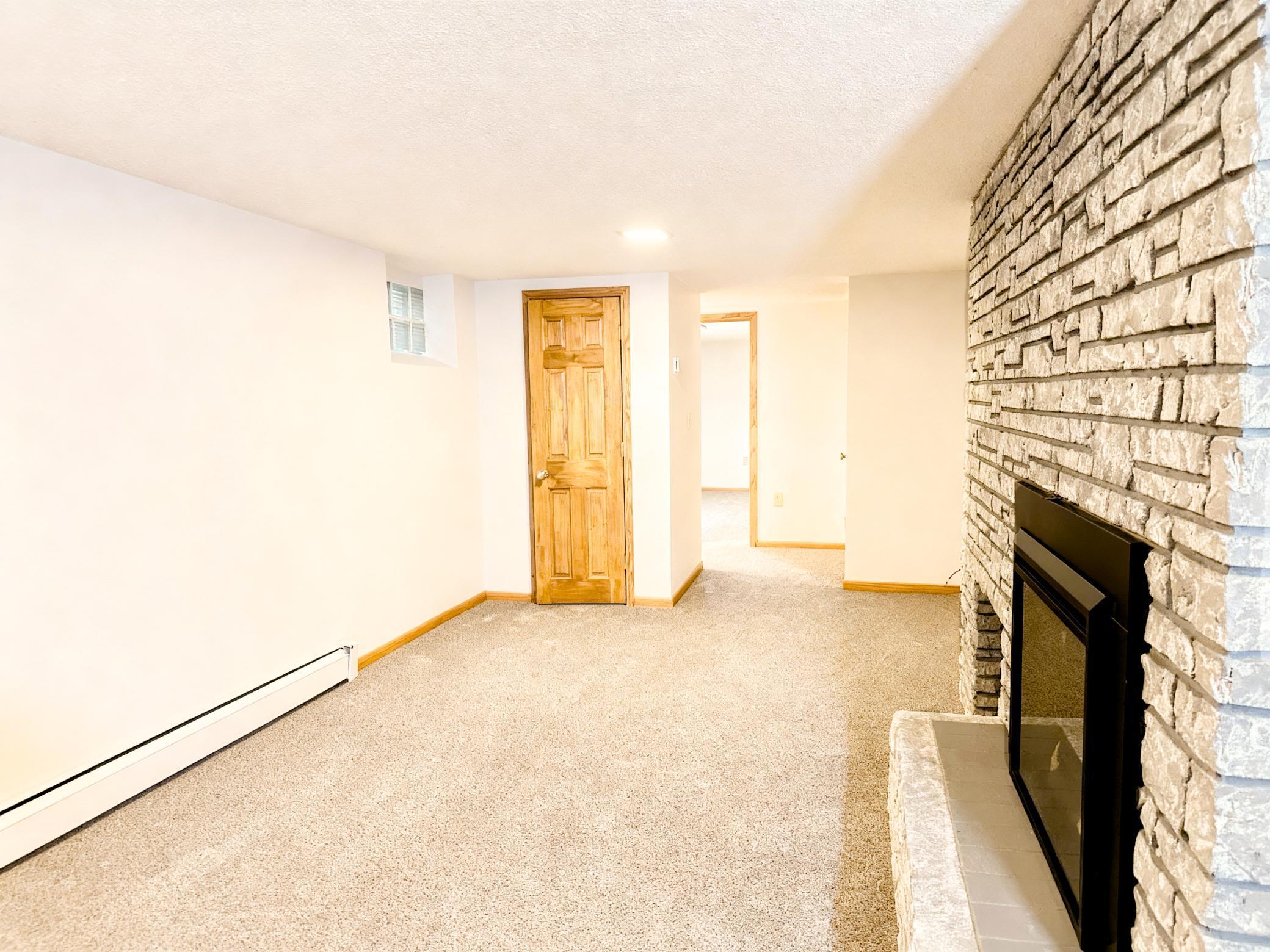 14633 7th Avenue NW Andover MN 55304