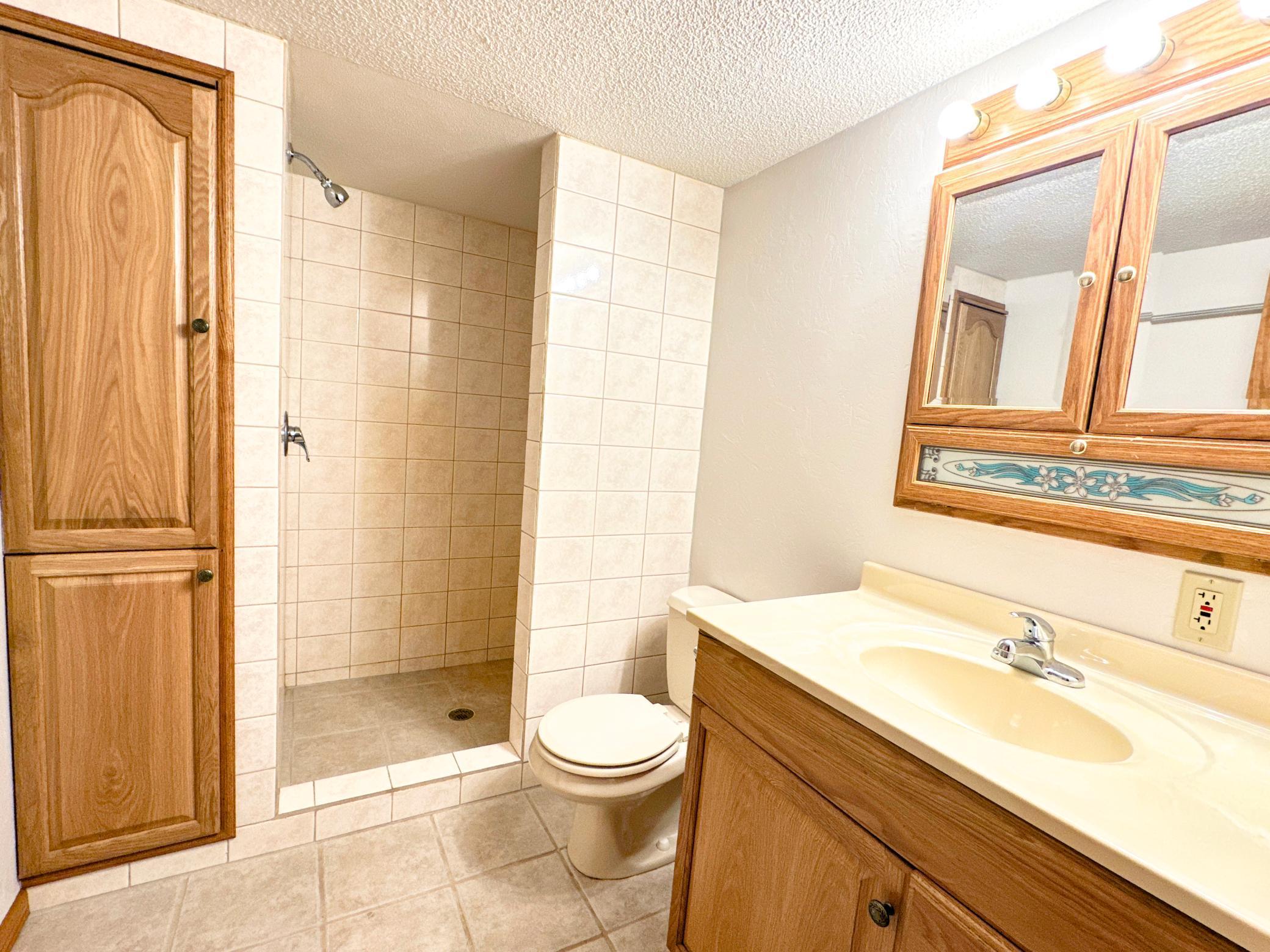 14633 7th Avenue NW Andover MN 55304