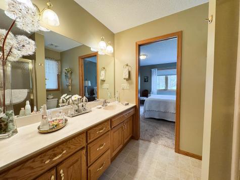 2208 Arrowwood Court Fergus Falls MN 56537
