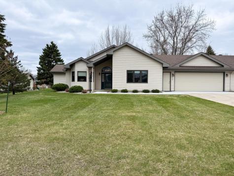 2208 Arrowwood Court Fergus Falls MN 56537
