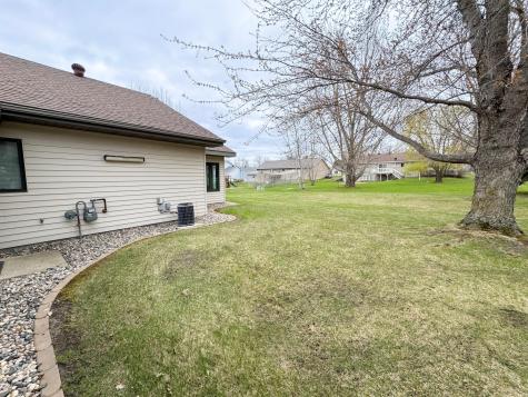 2208 Arrowwood Court Fergus Falls MN 56537