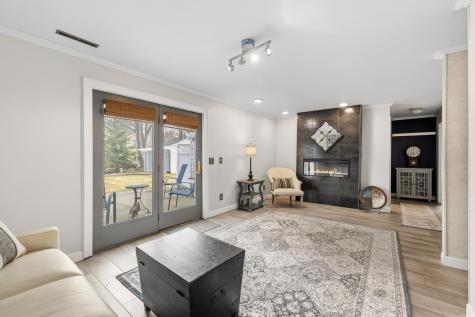 12700 90th Place N Maple Grove MN 55369