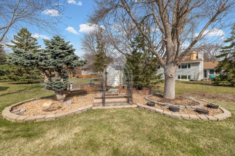 12700 90th Place N Maple Grove MN 55369