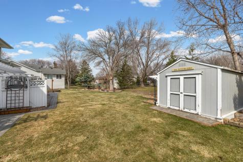 12700 90th Place N Maple Grove MN 55369