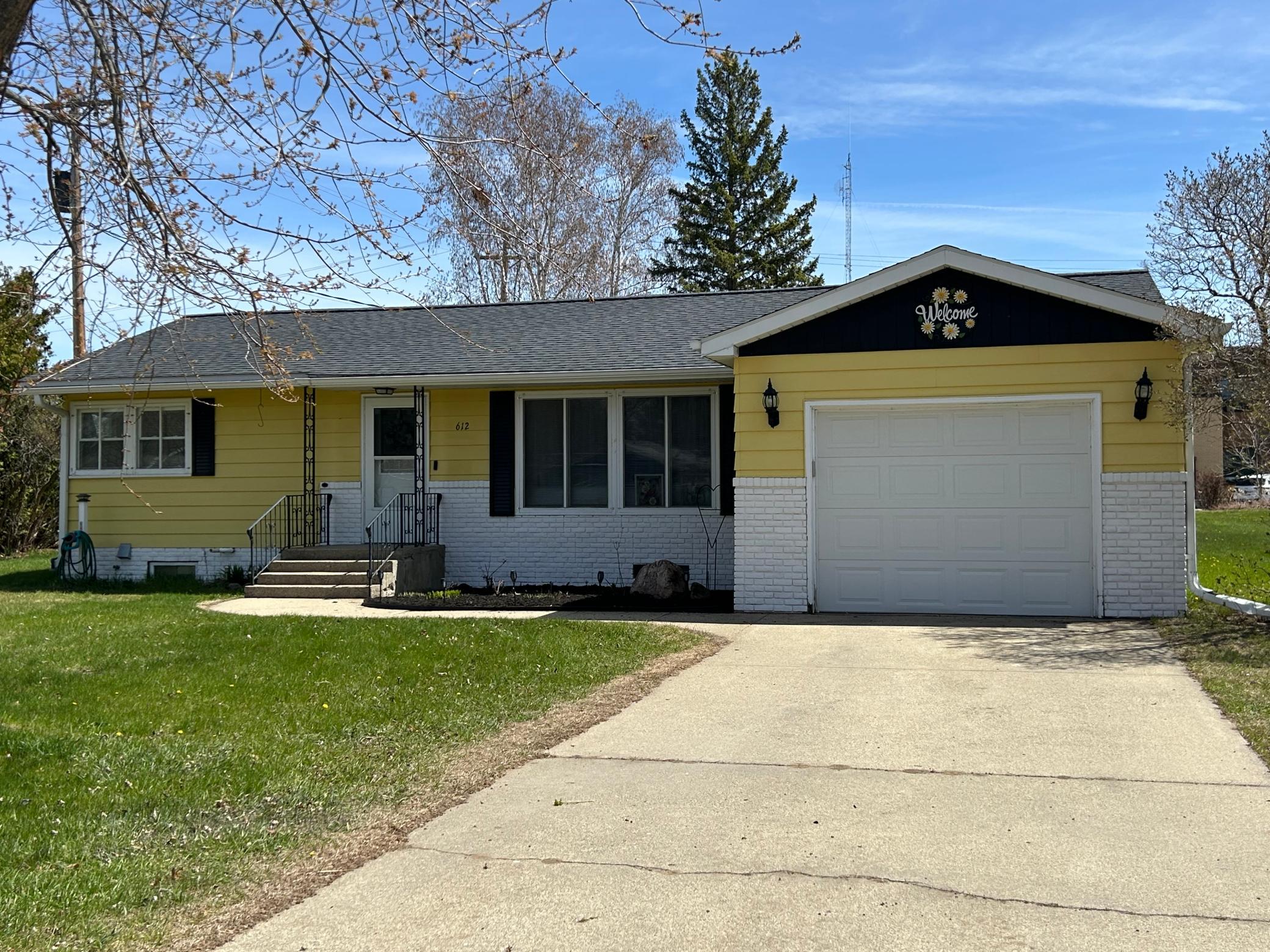 612 Front Avenue Park Rapids MN 56470