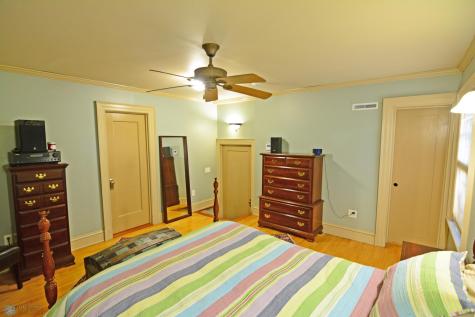505 8th Street S Fargo ND 58103