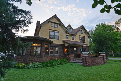 505 8th Street S Fargo ND 58103