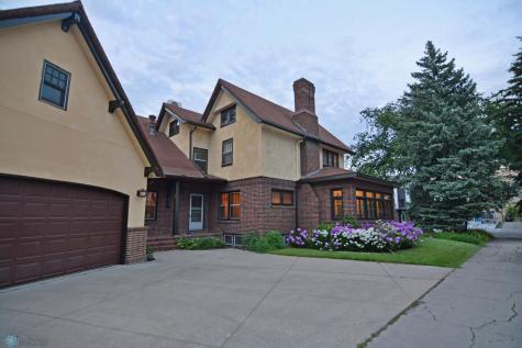 505 8th Street S Fargo ND 58103