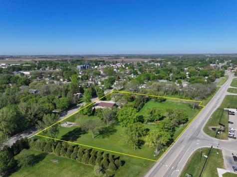 406 2nd Street NE Dodge Center MN 55927