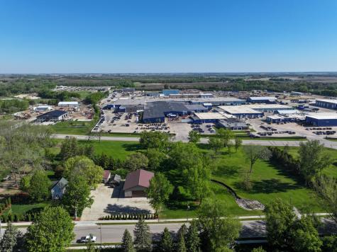 406 2nd Street NE Dodge Center MN 55927