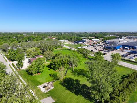 406 2nd Street NE Dodge Center MN 55927
