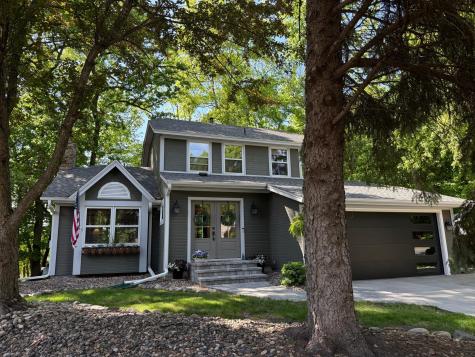 5311 S Park Circle Savage MN 55378