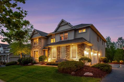 1800 Carriage Drive Victoria MN 55386