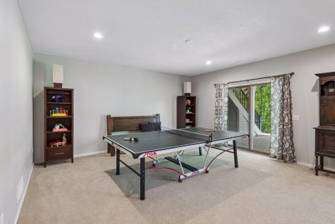 1800 Carriage Drive Victoria MN 55386