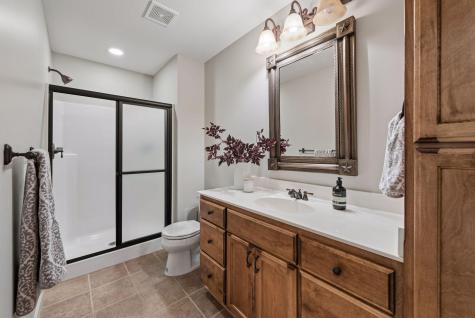 1800 Carriage Drive Victoria MN 55386