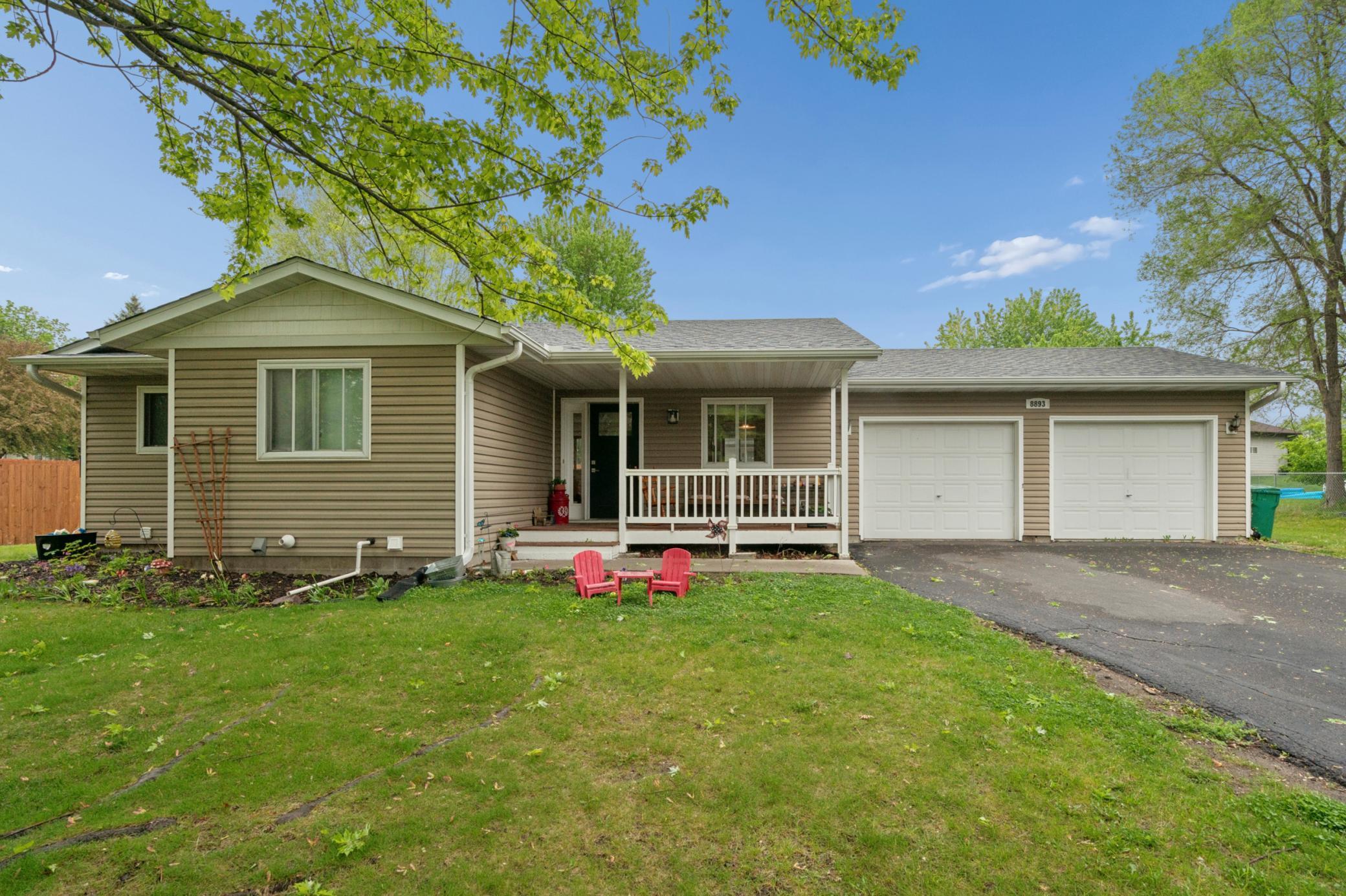 8893 Autumn Oaks Drive Rockford MN 55373