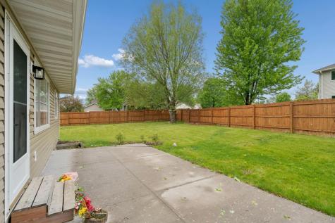 8893 Autumn Oaks Drive Rockford MN 55373