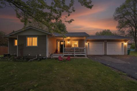 8893 Autumn Oaks Drive Rockford MN 55373