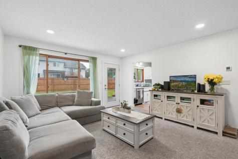8893 Autumn Oaks Drive Rockford MN 55373
