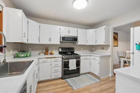 8893 Autumn Oaks Drive Rockford MN 55373