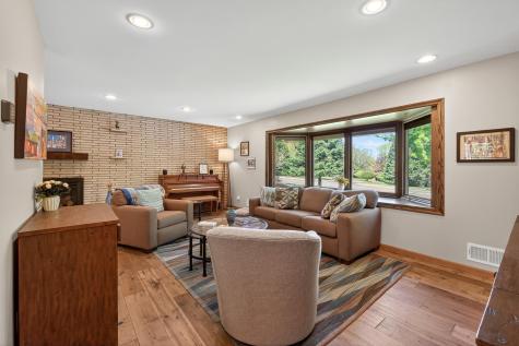 4717 Glenwood Avenue Golden Valley MN 55422