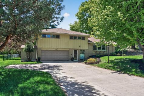 4717 Glenwood Avenue Golden Valley MN 55422