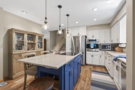 4717 Glenwood Avenue Golden Valley MN 55422