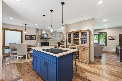 4717 Glenwood Avenue Golden Valley MN 55422