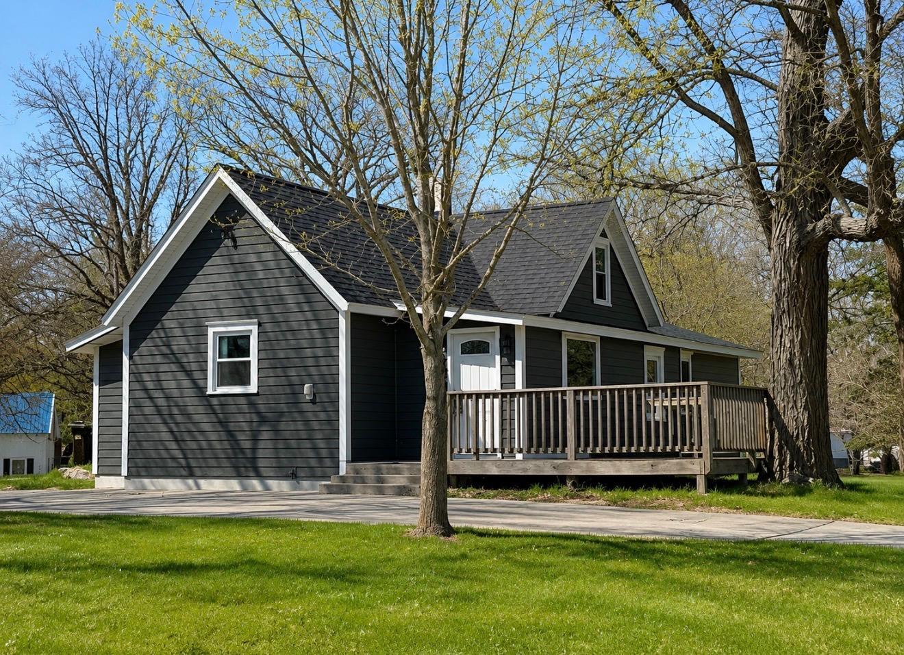 508 E Main Avenue Frazee MN 56544