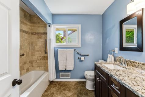 676 Shryer Avenue W Roseville MN 55113