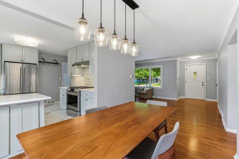 676 Shryer Avenue W Roseville MN 55113