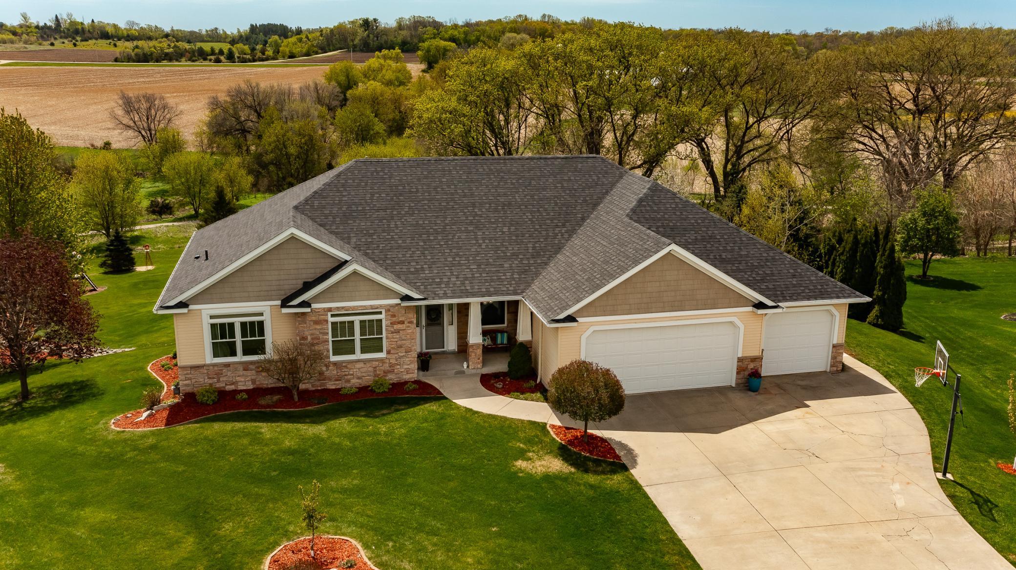 1020 Istas Lane SW Oronoco MN 55960