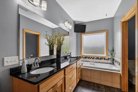 1020 Istas Lane SW Oronoco MN 55960